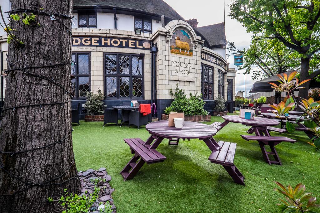 Bridge Hotel Greenford  Εξωτερικό φωτογραφία