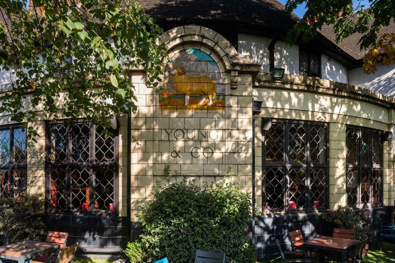 Bridge Hotel Greenford  Εξωτερικό φωτογραφία